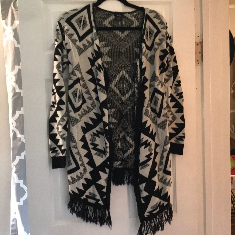 Rue 21 sweater